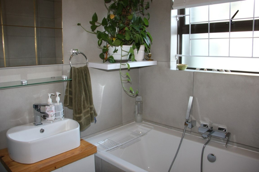 3 Bedroom Property for Sale in Bizweni Western Cape